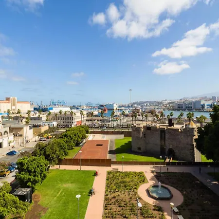 House In Palmas De Gran Canaria * Las Palmas de Gran Canaria